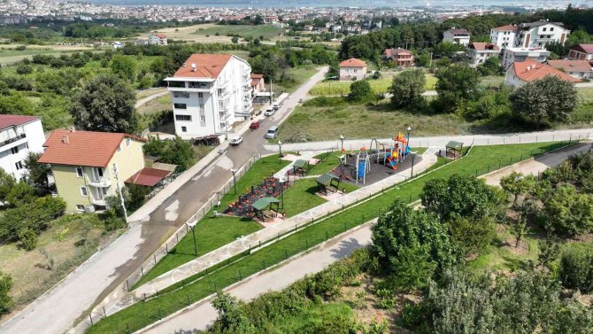 Gölcük’e Yeni Parklar Yapılıyor