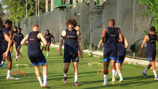 A. Hatayspor, Hazırlıklarını Sürdürüyor