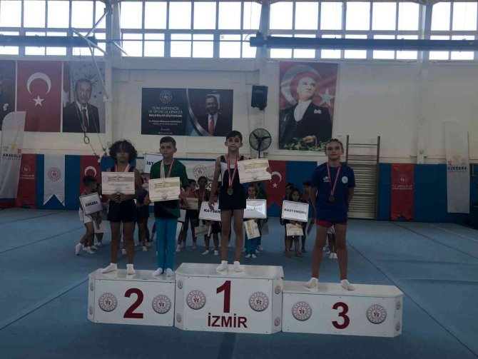 Kayseri Anali̇g Jimnastik Takımı Türkiye Şampiyonu Oldu