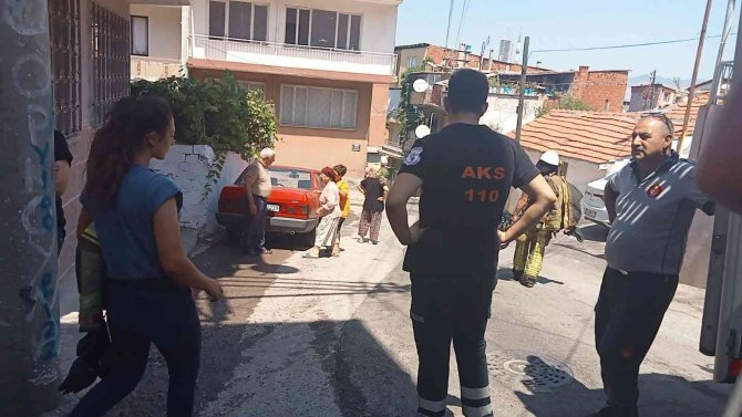 Madde Bağımlısı, Annesi Ve Kız Kardeşinin Yaşadığı Evi Kundakladı