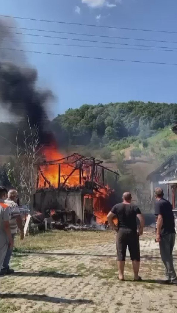 Baraka Alev Alev Yandı