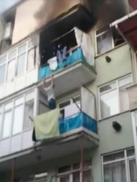 Yangından Ölümüne Kaçış