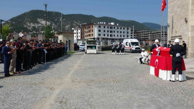 Beyin Kanaması Sonucu Hayatını Kaybeden Polis Memuru İçin Tören Düzenlendi