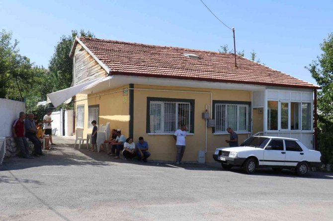 Elektrik Akımına Kapılarak Hayatını Kaybeden Çocuk Doğum Gününde Toprağa Verildi