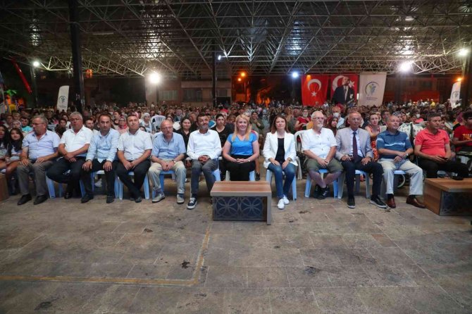 Sinemaseverler Nostaljik Atmosferde Film İzledi