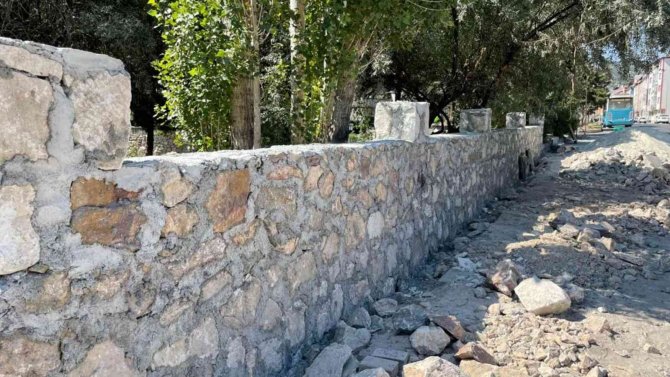 Musalla Mezarlığı Yeni Görünümüne Kavuşuyor