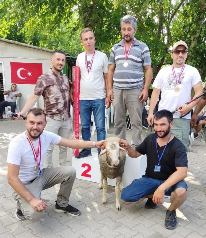 Hedefi 12’den Vurdular, Koçu Kaptılar