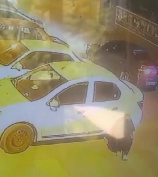 Jant Kapaklarını Böyle Çaldı