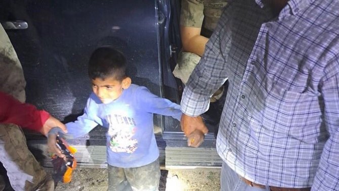 Kaybolan Çocuk Saatler Sonra Bulundu