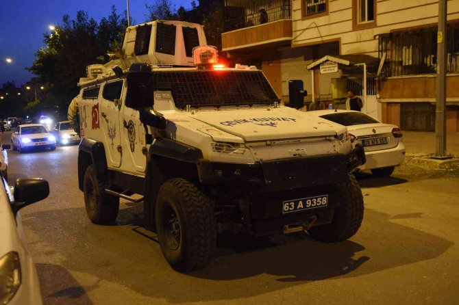 Silahlı Çatışmanın Ortasında Kalan Anne Ve 2 Çocuğu Yaralandı