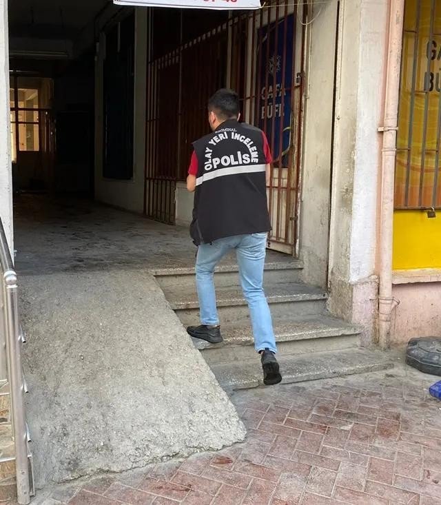 Sinop’ta İş Yerine Girip Malzemelere Zarar Verdiler