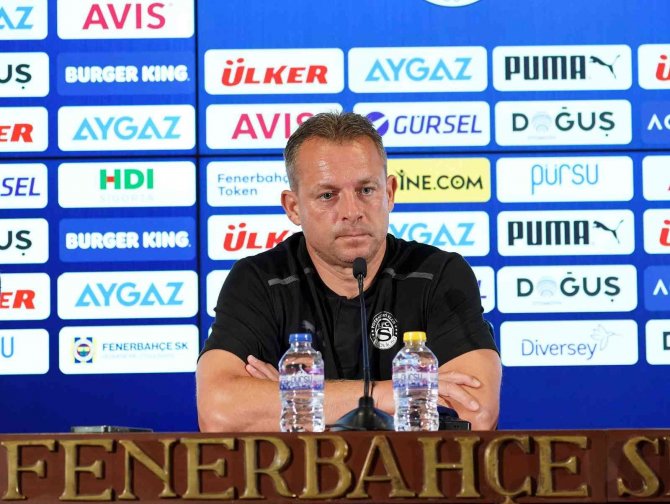 Martin Svedik: “Fenerbahçe İle Kıyaslanabilecek Kulüpler Değiliz”