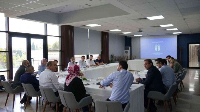 Subü Rektör Yardımcısı Prof. Dr. Ali Fuat Boz: