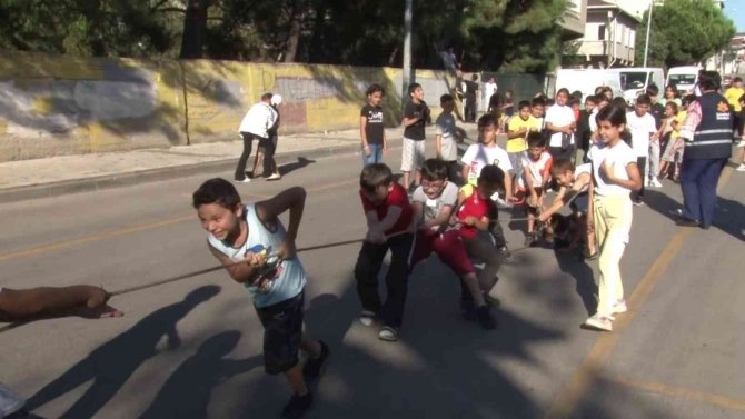 Sultanbeyli Belediyesi’nden “Haydi Çocuklar Mahallede Etkinlik Var” Şenliği