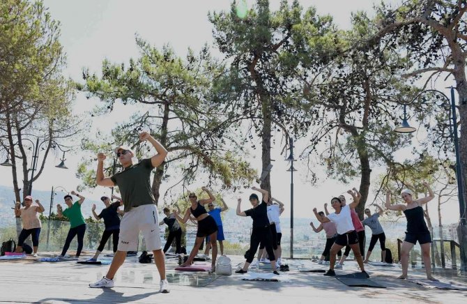 Kuşadası Güvercinada Kalesi’ni Üç Ayda 100 Bin Kişi Ziyaret Etti