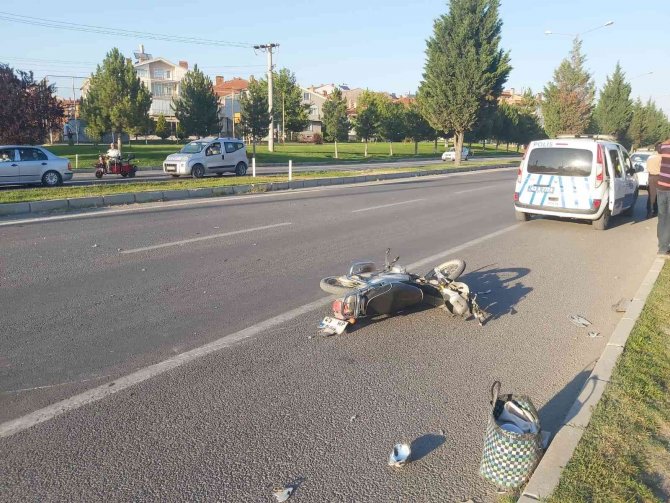 Tavşanlı’da Otomobil İle Motosiklet Çarpıştı: 1 Yaralı