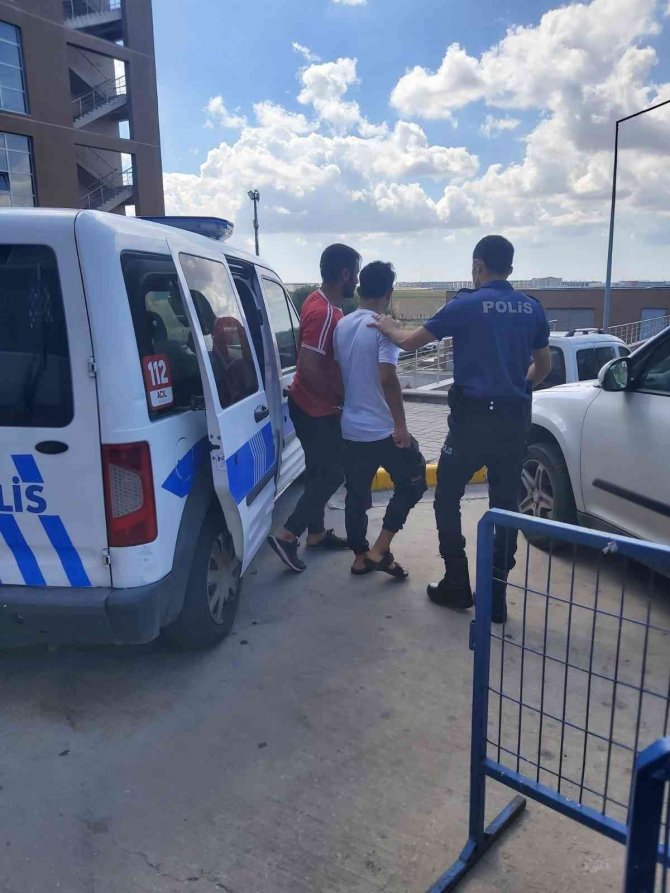 Çorlu’da Kaçak Göçmen Operasyonu