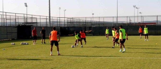 Sivas Belediyespor Yeni Sezona Afyon’da Hazırlanıyor