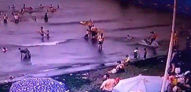 Denizde Köpek Tarafından Isırılan Çocuğun Babası: “Oğlumun Psikolojisi Bozuldu”