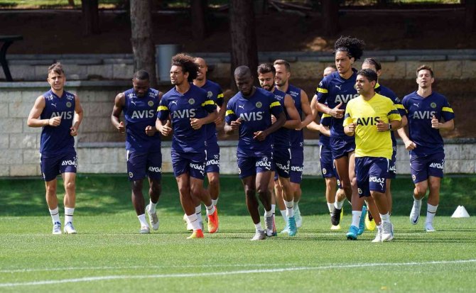 Altay Bayındır, Slovacko Maçında Riske Edilmeyecek