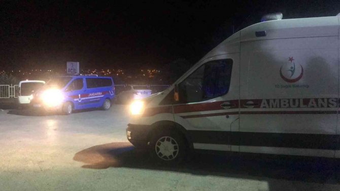 Yunanistan’ın Geri İttiği Bottaki Hamile Göçmen, Meriç Nehri Ortasında Doğum Yaptı