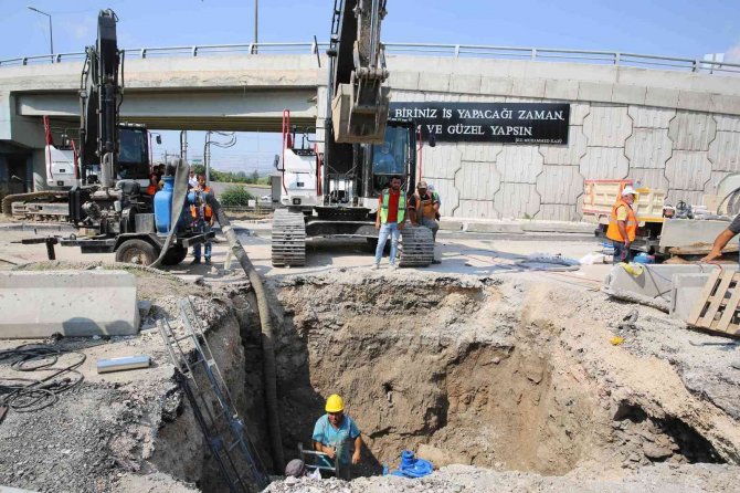 Aski̇ 1.2 Milyon Nüfusa Hitap Eden 26 Yıllık Vanaları Değiştirdi