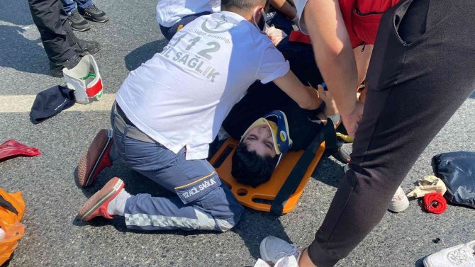 İ̇stanbul’da Feci Kazada Can Pazarı Kamerada: 10 Yaşındaki Çocuk Öldü, 4 Yaralı