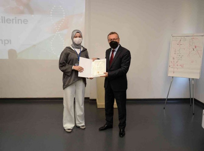 Lise Öğrencilerine Yönelik ‘Tıp Kariyer Kampı’ Sona Erdi