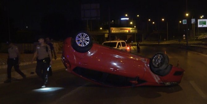 Alkollü Sürücü Takla Attığı Otomobilden Burnu Bile Kanamadan Çıktı