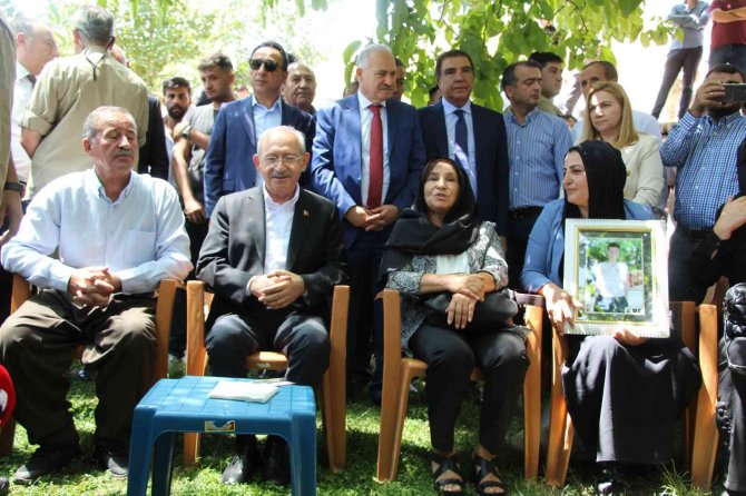 Kemal Kılıçdaroğlu, Uludereli Ailelerle Bir Araya Geldi