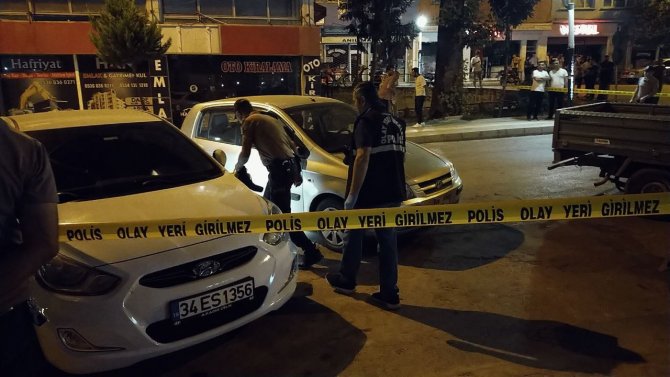 Arkadaşıyla Bir Olup Amcaoğluna Kurşun Yağdırdı: 1 Yaralı