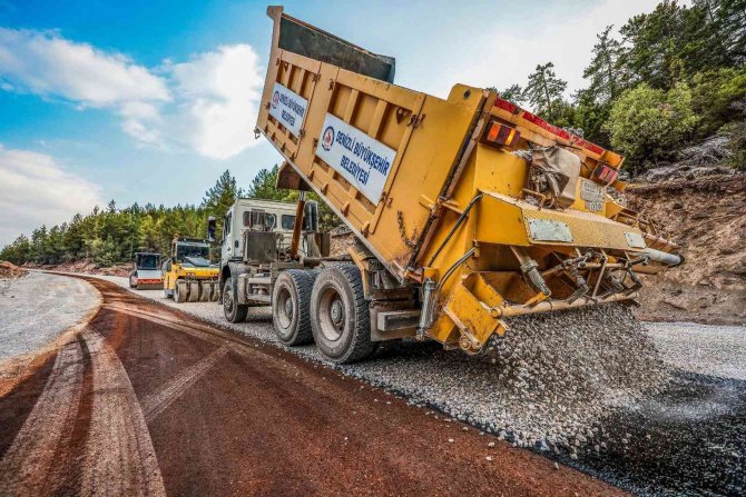 Kanyon Yoluna Büyükşehir Eli Değdi