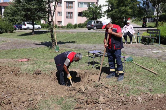 Mahalle Parkına Fitness Aletleri Yerleştirildi