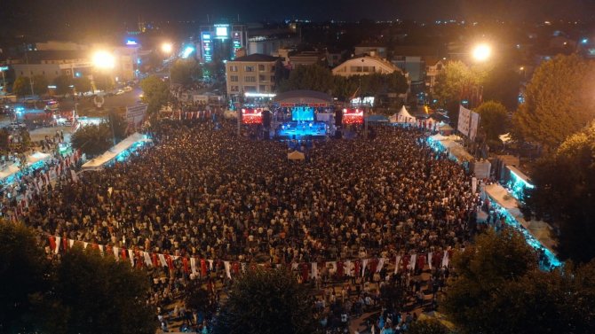 Düzce’de Gençler Eğlenceye Doyuyor