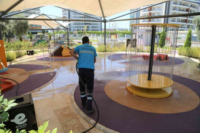 Prof. Dr. Aziz Sancar Matematik Ve Bilim Parkı’nda Temizlik Çalışması Yapıldı