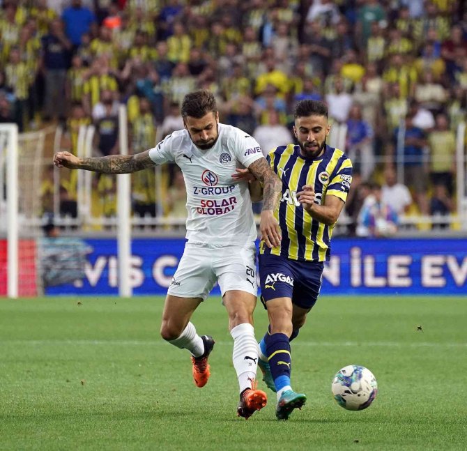 Uefa Avrupa Ligi: Fenerbahçe: 1 - Slovacko: 0 (Maç Devam Ediyor)