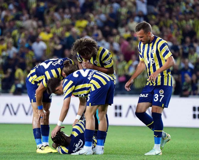 Fenerbahçe Turda Avantajı Yakaladı