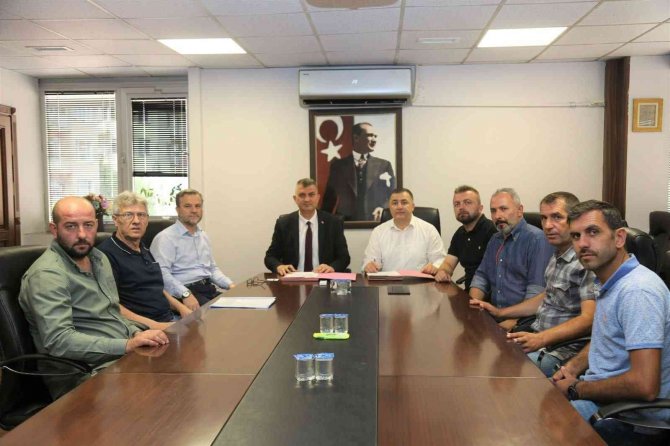 Gölcük Belediyesi İşçilerini Enflasyona Karşı Ezdirmedi