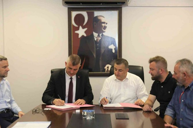 Gölcük Belediyesi İşçilerini Enflasyona Karşı Ezdirmedi