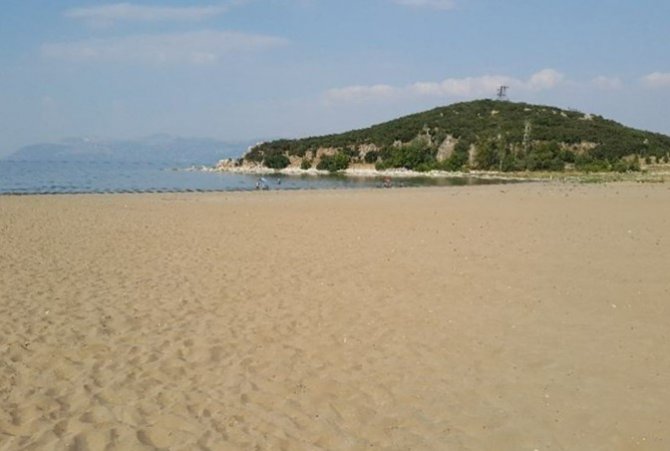 Eğirdir Altınkum Plajı’nda Kirliliğe Rastlanmadı