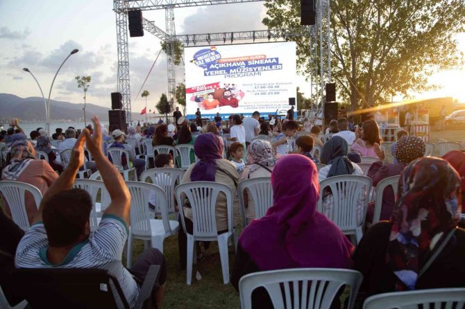 Körfez’de Sinema Keyfi