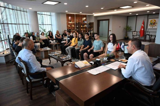 Biga’da Lgs Sınavında Dereceye Giren Öğrenciler Ödüllendirildi