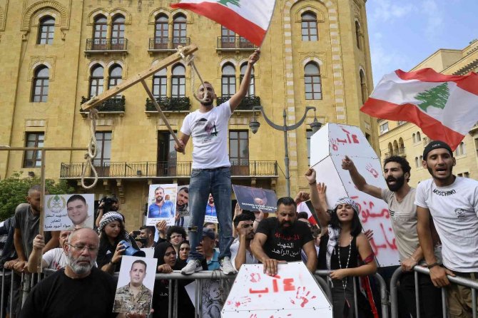 Beyrut Limanı’ndaki Patlamanın 2’nci Yılında Hayatını Kaybedenler Anıldı