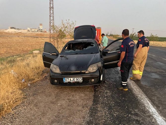 Mardin’de Seyir Halindeki Araç Alev Topuna Döndü