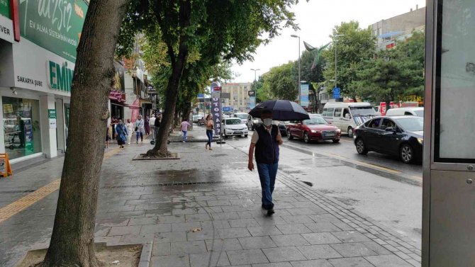 Bunaltıcı Sıcaklık Yerini Yağmura Bıraktı