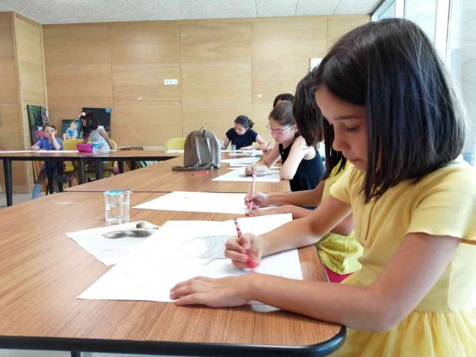 Büyükşehir Çocukları Sanat İle Buluşturuyor