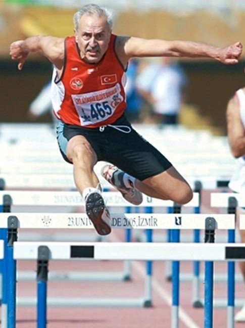 Veteran Atletten Gururlandıran Başarı