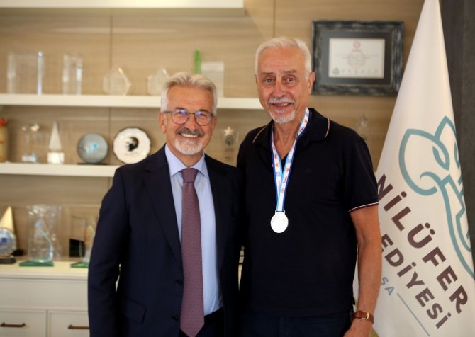 Veteran Atletten Gururlandıran Başarı