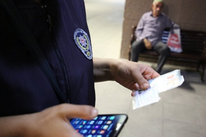 Samsun Polisi 1 Ayda 98 Ateşli Silah Ve 327 Kesici Alet Ele Geçirdi