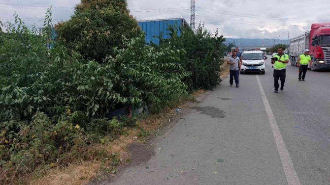 Samsun’da Hafif Ticari Araç Yoldan Çıktı: 2 Yaralı